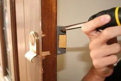 Locksmith Key Store East Chicago, IN 219-310-2836 - lock-opening